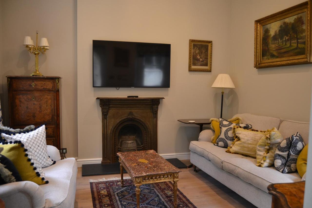 Lucknam Park Hotel Chippenham  Bagian luar foto